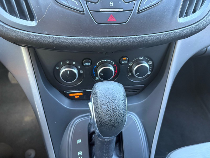 2015 Ford Escape Image 11