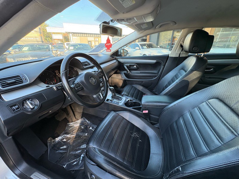 2013 Volkswagen CC Image 15