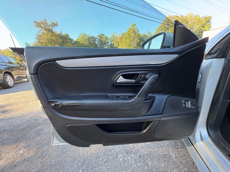 2013 Volkswagen CC Image 17