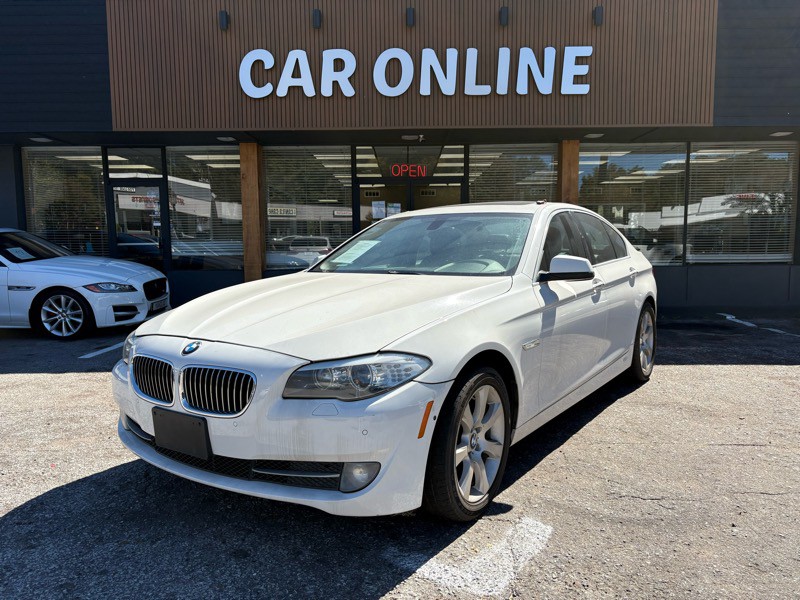 2013 BMW 5 Series Image 1