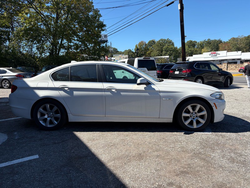 2013 BMW 5 Series Image 4