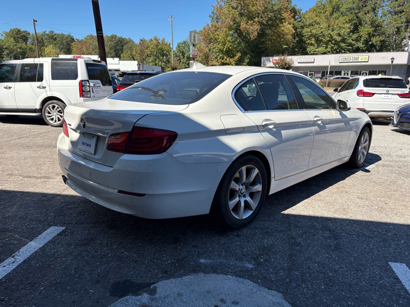 2013 BMW 5 Series Image 5