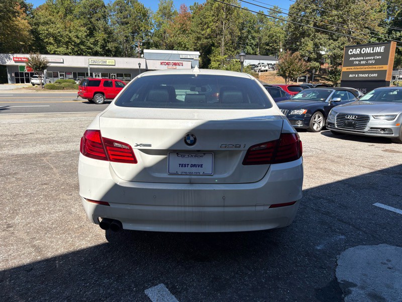2013 BMW 5 Series Image 6