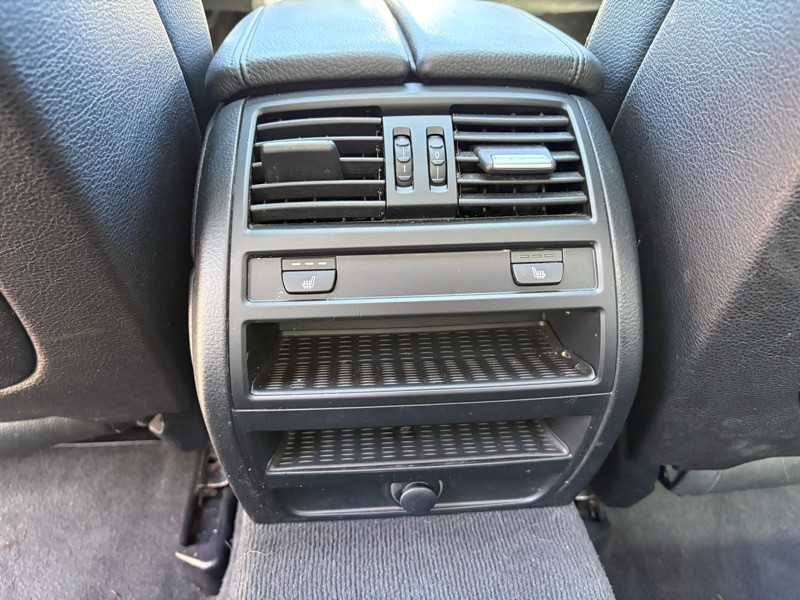 2013 BMW 5 Series Image 26