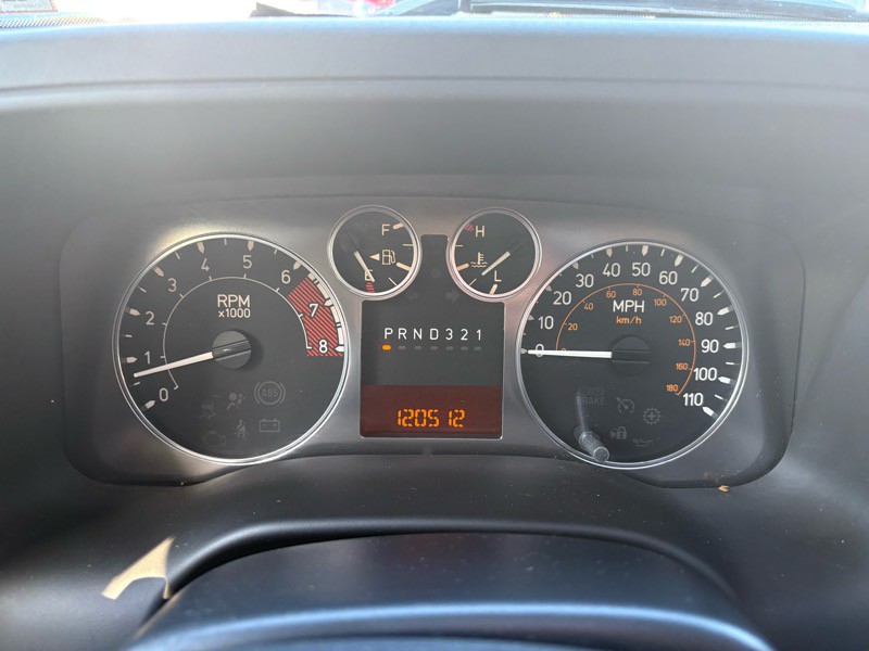 2007 HUMMER H3 Image 10