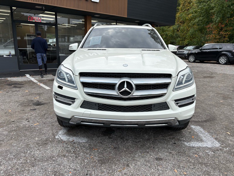 2013 Mercedes-Benz GL-Class Image 2