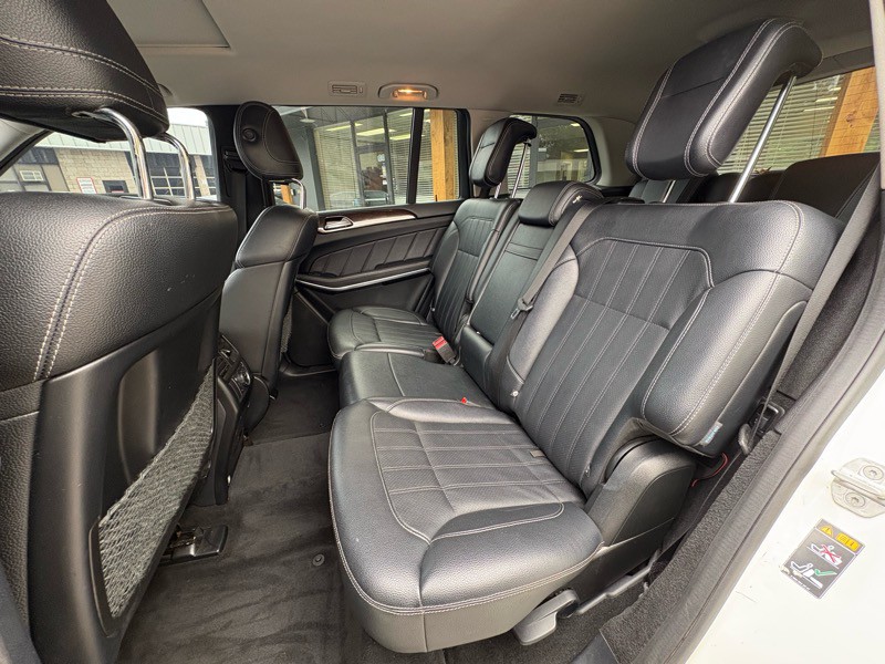 2013 Mercedes-Benz GL-Class Image 28