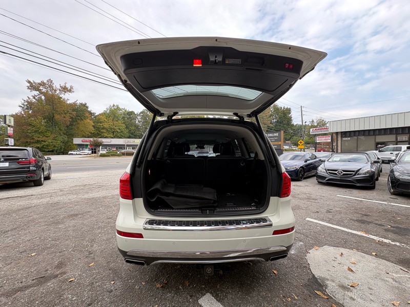2013 Mercedes-Benz GL-Class Image 32