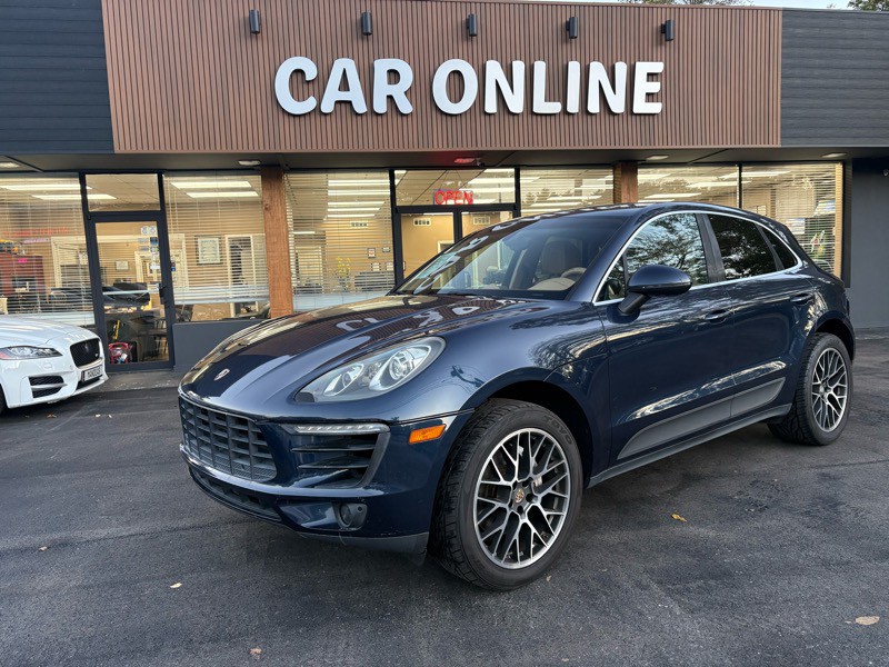 2015 Porsche Macan Image 1