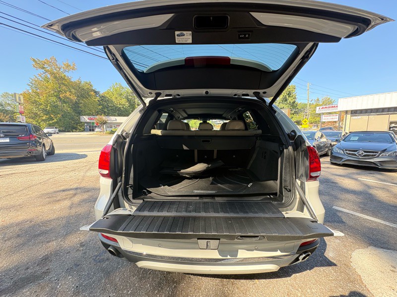 2017 BMW X5 Image 39