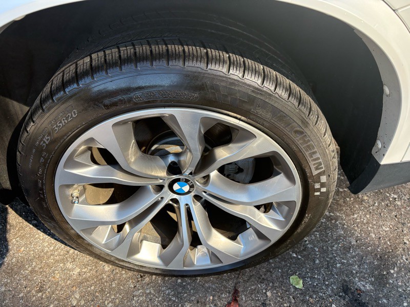 2017 BMW X5 Image 42