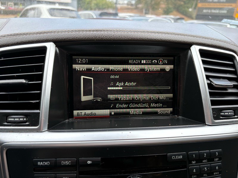 2014 Mercedes-Benz GL-Class Image 12