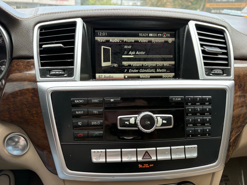 2014 Mercedes-Benz GL-Class Image 13