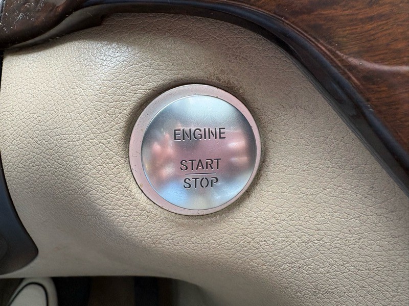 2014 Mercedes-Benz GL-Class Image 14