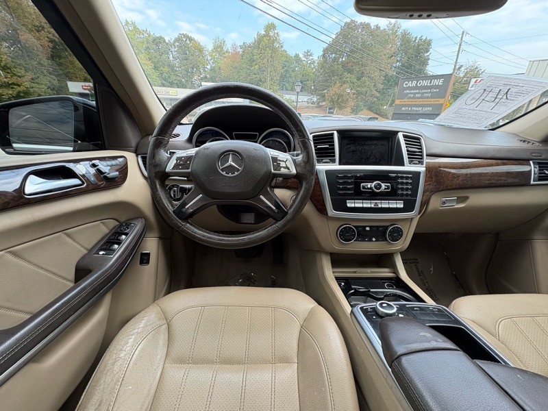 2014 Mercedes-Benz GL-Class Image 22