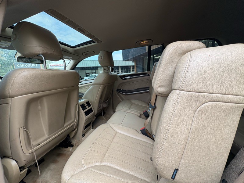 2014 Mercedes-Benz GL-Class Image 27