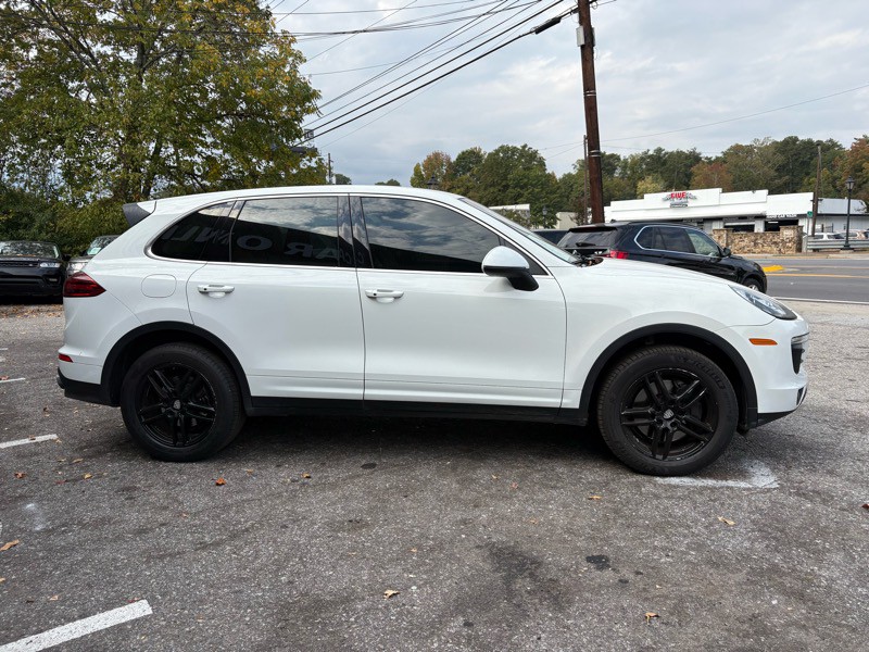 2016 Porsche Cayenne Image 4