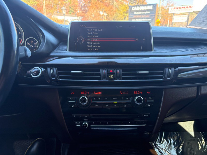 2015 BMW X5 Image 19