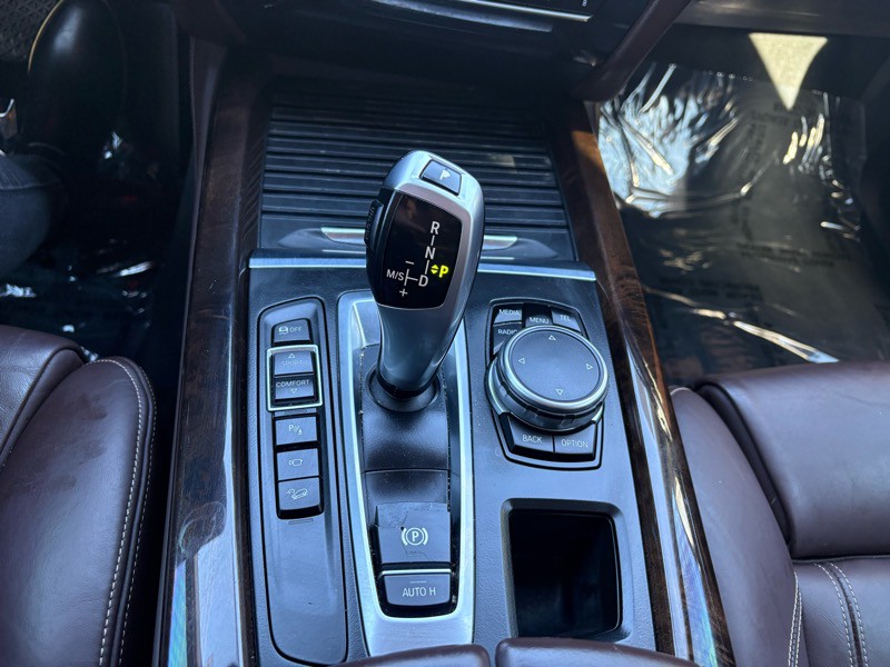 2015 BMW X5 Image 20