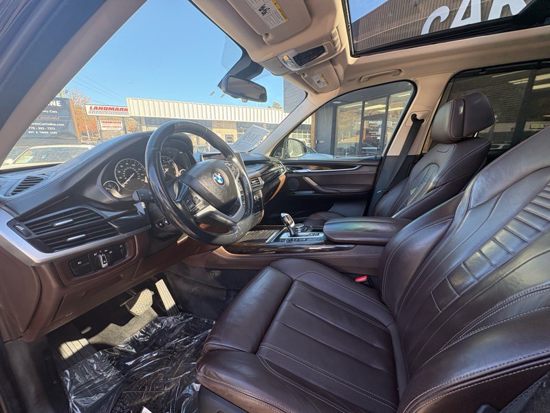 2015 BMW X5 Image 24