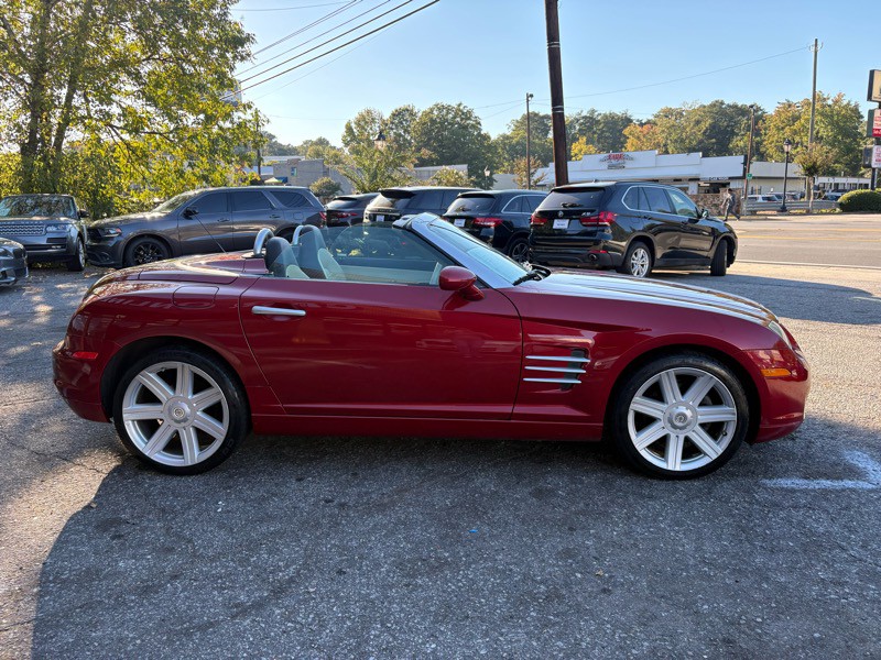 2005 Chrysler Crossfire Image 4