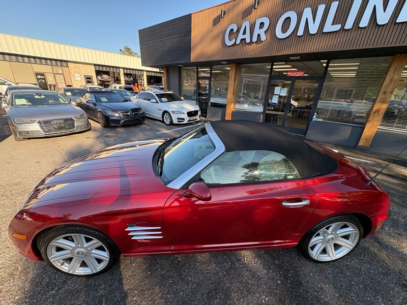 2005 Chrysler Crossfire Image 9