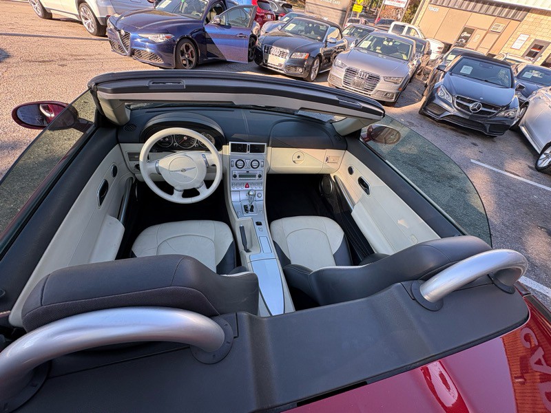2005 Chrysler Crossfire Image 20