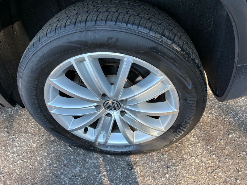 2016 Volkswagen Tiguan Image 30