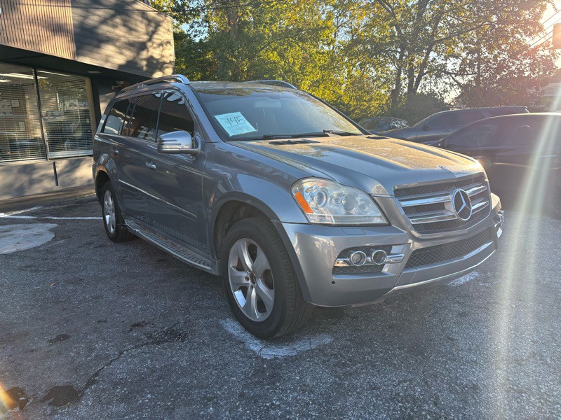 2011 Mercedes-Benz GL-Class Image 3