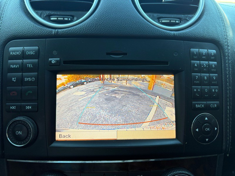 2011 Mercedes-Benz GL-Class Image 9