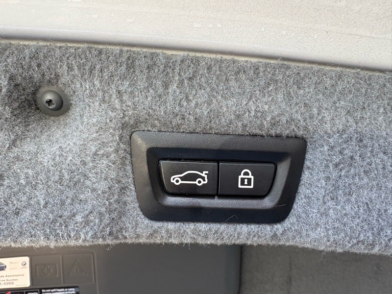 2014 BMW 7 Series Image 34