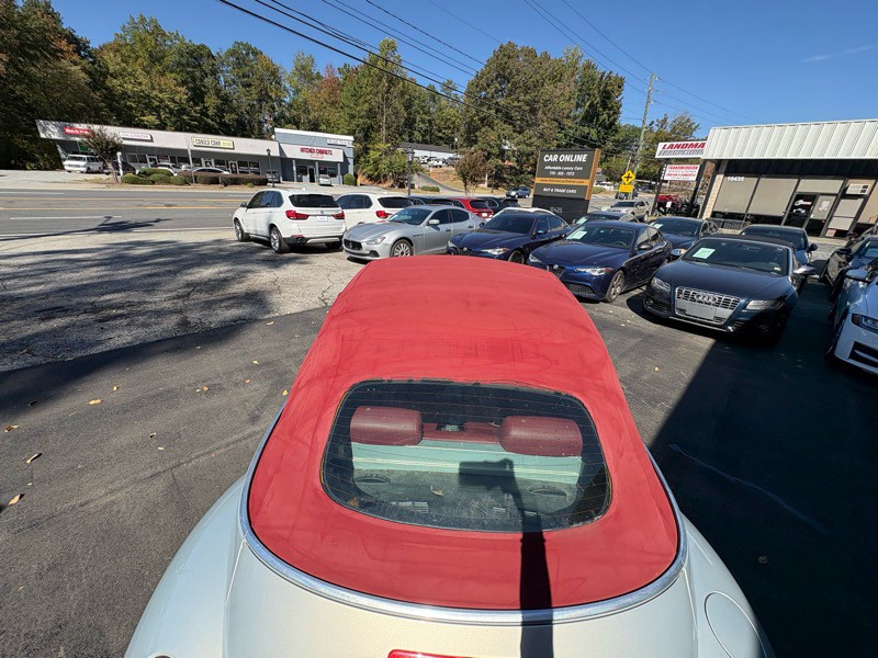 2009 Volkswagen Beetle Image 10