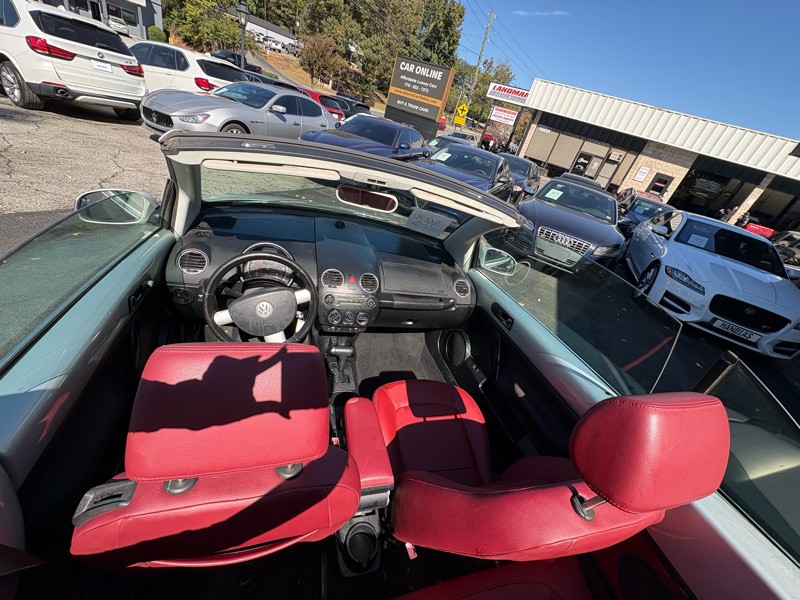 2009 Volkswagen Beetle Image 15