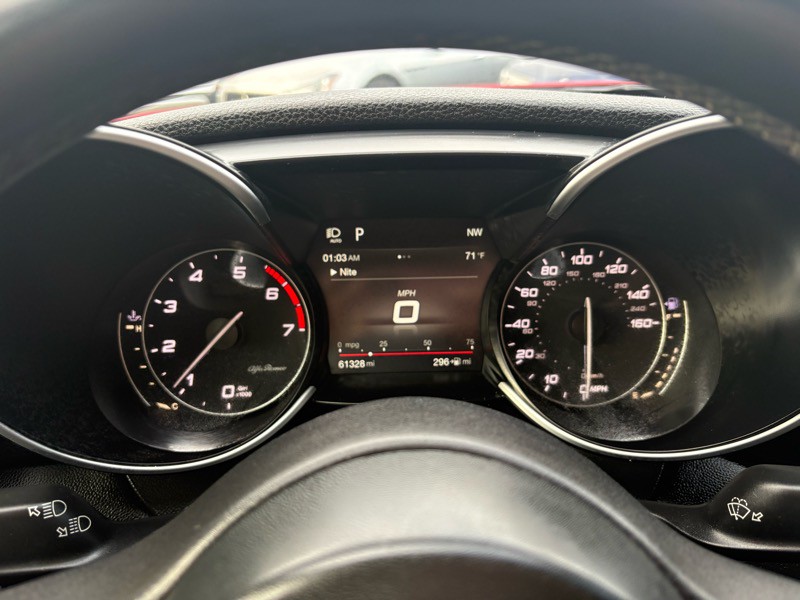 2018 Alfa Romeo Giulia Image 14