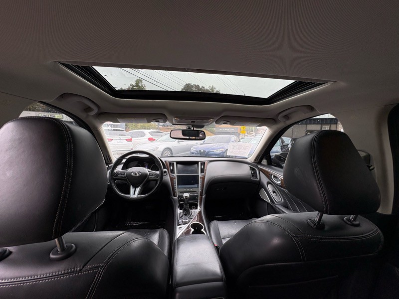 2018 INFINITI Q50 Image 14