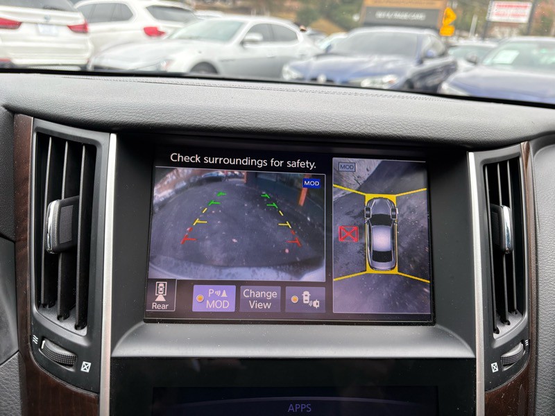 2018 INFINITI Q50 Image 17