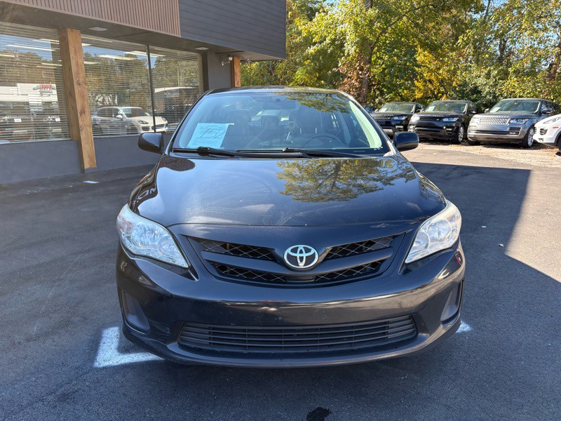 2011 Toyota Corolla Image 2
