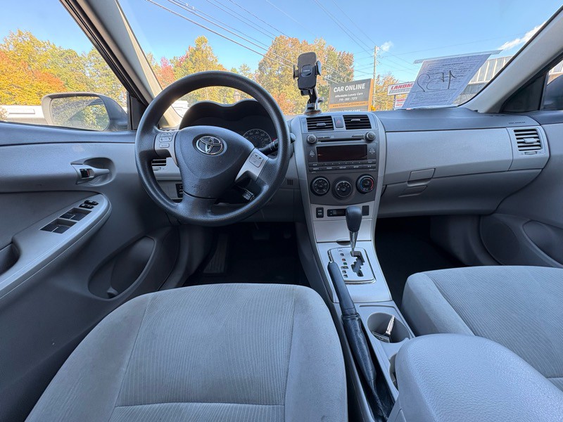2011 Toyota Corolla Image 13