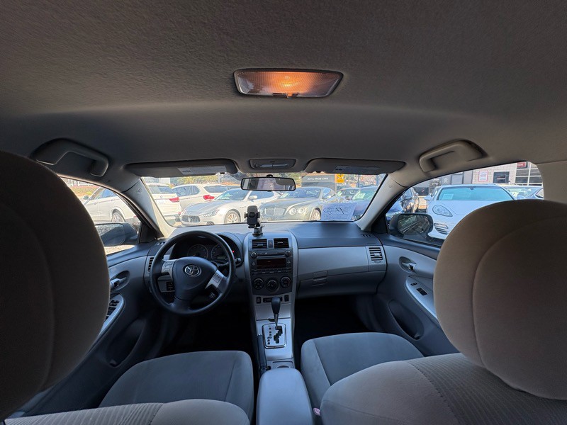 2011 Toyota Corolla Image 15