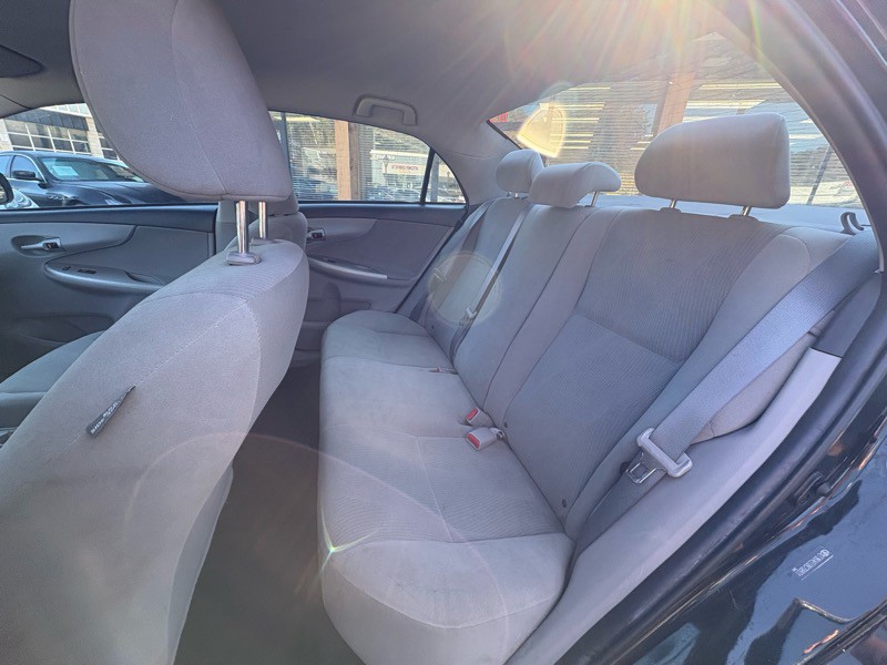 2011 Toyota Corolla Image 18