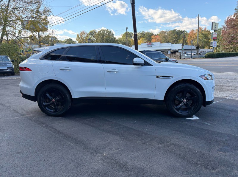 2017 Jaguar F-PACE Image 4