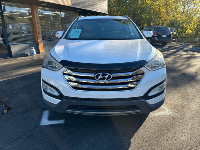 2015 Hyundai Santa Fe Image 2