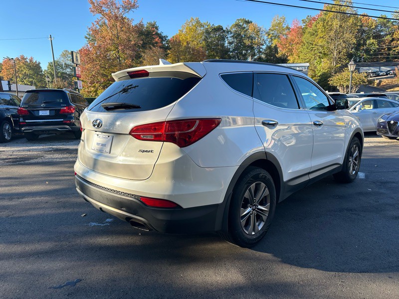 2015 Hyundai Santa Fe Image 5