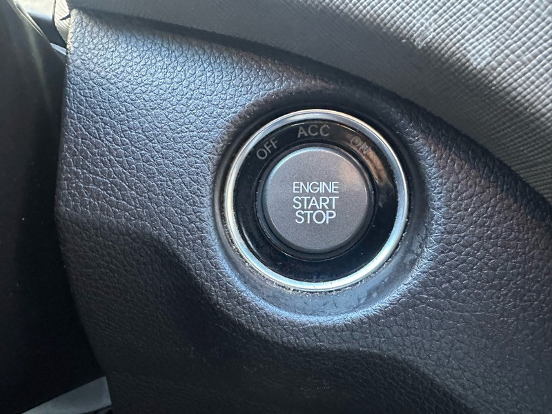 2015 Hyundai Santa Fe Image 22