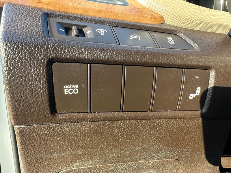 2015 Hyundai Santa Fe Image 27