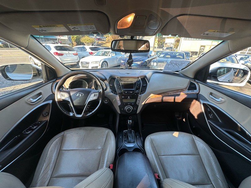 2015 Hyundai Santa Fe Image 29