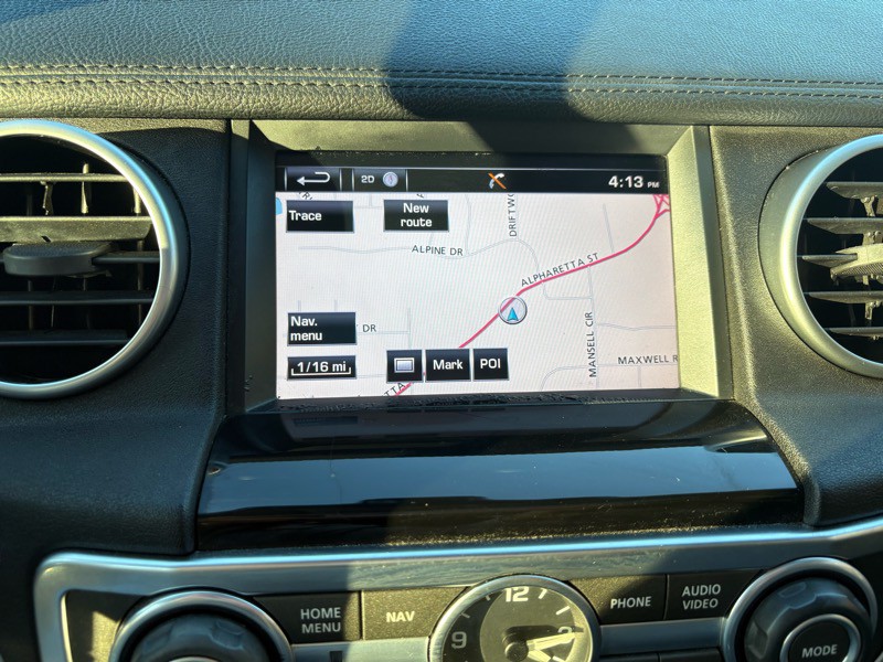 2016 Land Rover LR4 Image 23