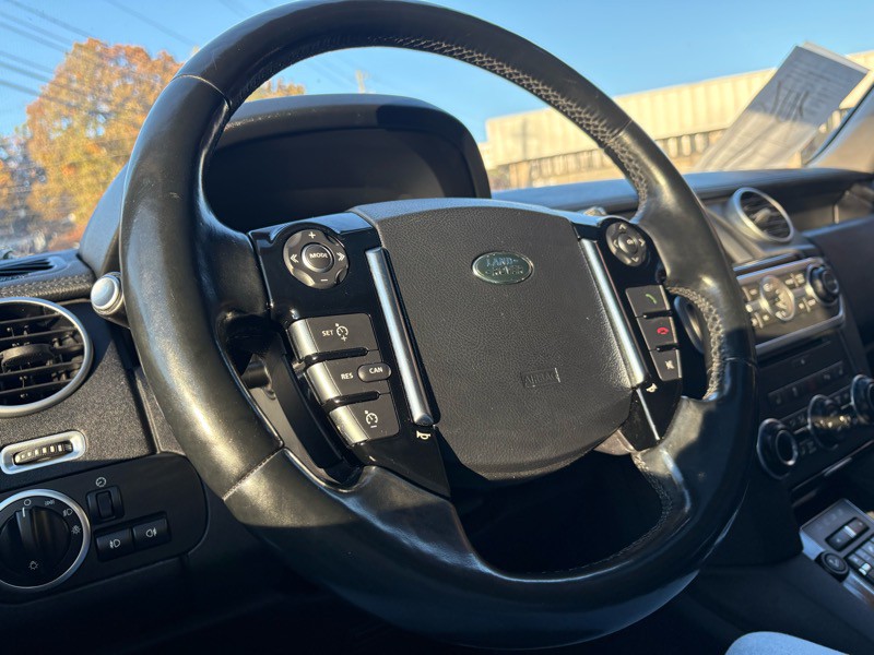 2016 Land Rover LR4 Image 29