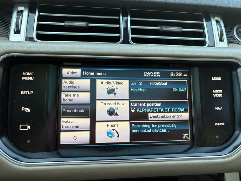 2013 Land Rover Range Rover Image 17