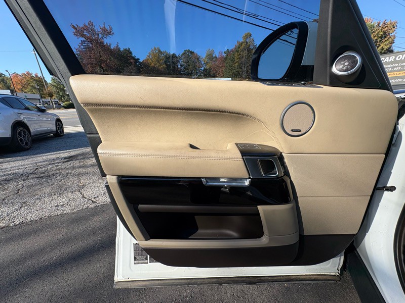 2013 Land Rover Range Rover Image 26